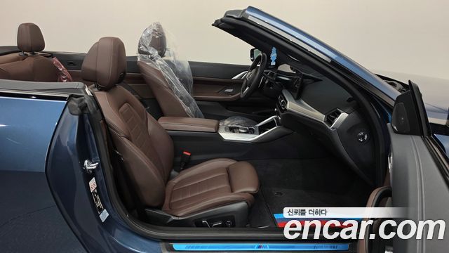 BMW 4 Series (G22) 420i M Sport Convertible 2024 — фото 26
