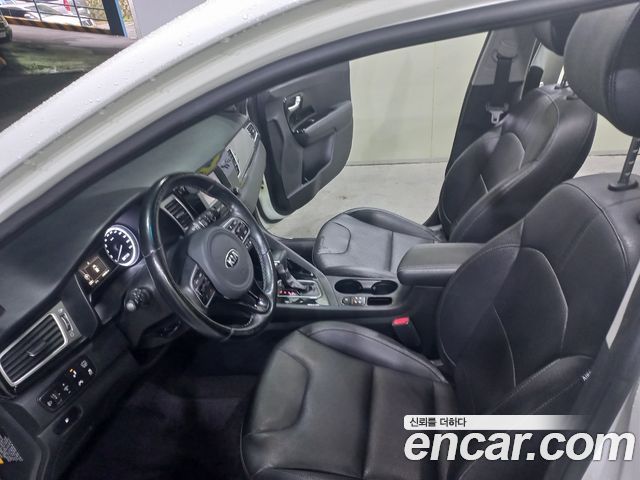 Kia Niro Prestige 2018 — фото 7