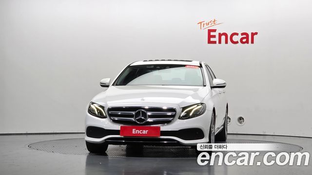 Mercedes-Benz E-Class (W213) E200 Avantgarde 2017 — фото 3