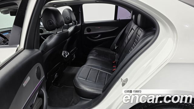 Mercedes-Benz E-Class (W213) E200 Avantgarde 2017 — фото 26