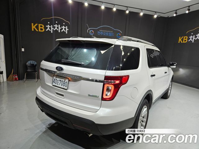 Ford Explorer 2.0 Ecoboost 2WD 5th 2013 — фото 3