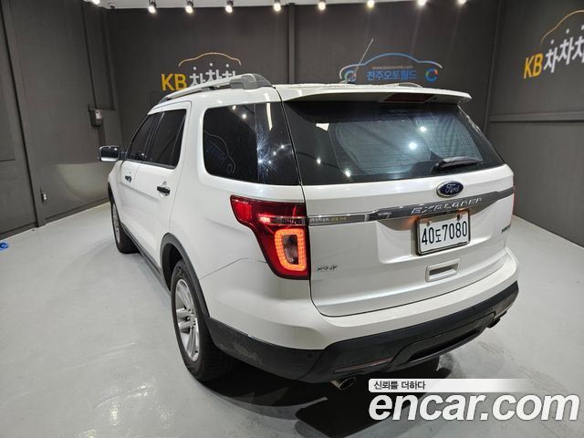 Ford Explorer 2.0 Ecoboost 2WD 5th 2013 — фото 5