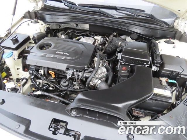 Kia K5 (II) 1.7 Diesel SX Prestige 2016 — фото 24