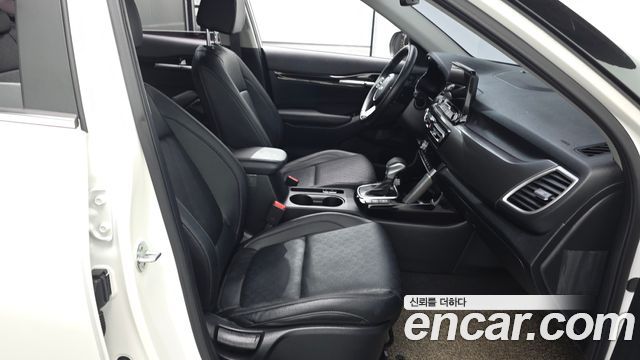 Kia Seltos Gasoline 1.6 Turbo 2WD Signature 2022 — фото 11