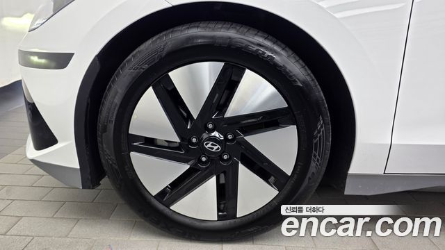 Hyundai Ioniq 6 Long Range Exclusive 2023 — фото 5