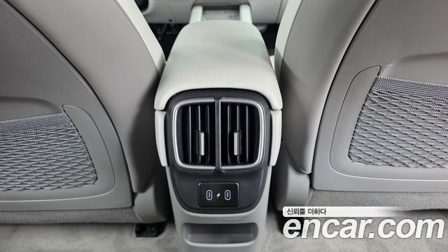 Hyundai Ioniq 6 Long Range Exclusive 2023 — фото 18