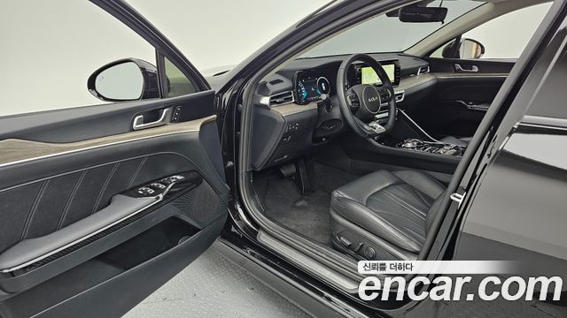 Kia K5 (III) 1.6 Turbo Signature 2023 — фото 10