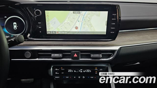 Kia K5 (III) 1.6 Turbo Signature 2023 — фото 15
