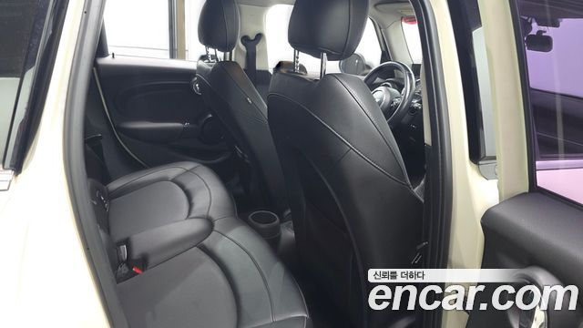 MINI Cooper D 5Door Mid 3rd 2015 — фото 12