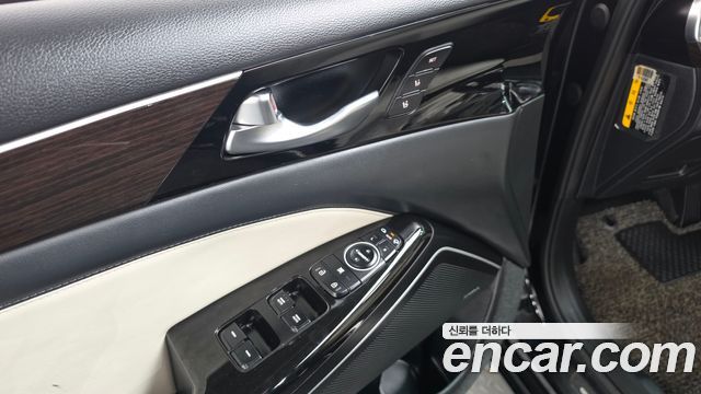 Kia K7 Hybrid Noblesse 2017 — фото 33