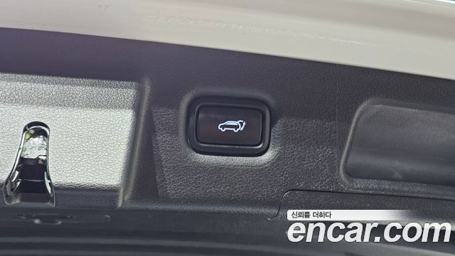 Hyundai Santa Fe Diesel 2.2 2WD Prestige 2021 — фото 36