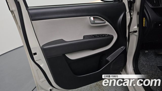 Kia Ray Van 2-Seater Prestige Special 2024 — фото 24