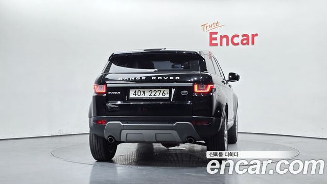Land Rover Range Rover Evoque 2.0 TD4 SE 2018 — фото 4