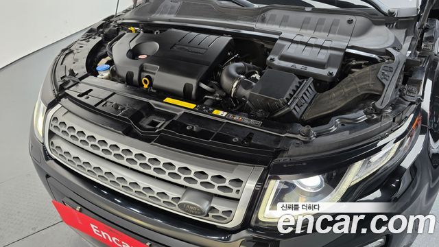 Land Rover Range Rover Evoque 2.0 TD4 SE 2018 — фото 6