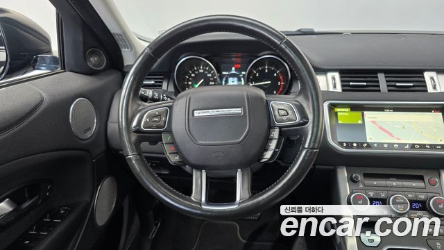 Land Rover Range Rover Evoque 2.0 TD4 SE 2018 — фото 13