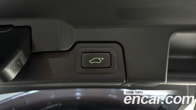Land Rover Range Rover Evoque 2.0 TD4 SE 2018 — фото 20