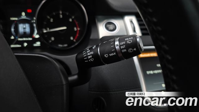 Land Rover Range Rover Evoque 2.0 TD4 SE 2018 — фото 30