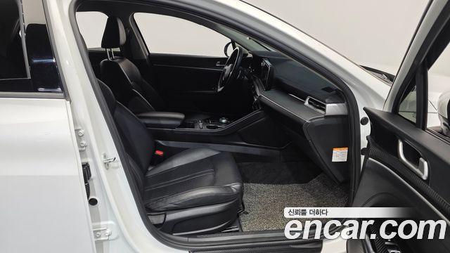 Kia K5 Hybrid (III) Trendy 2023 — фото 11