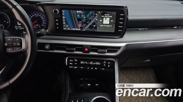 Kia K5 Hybrid (III) Trendy 2023 — фото 15