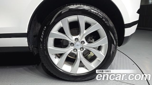 Land Rover Range Rover Evoque (II) D180 SE 2020 — фото 21