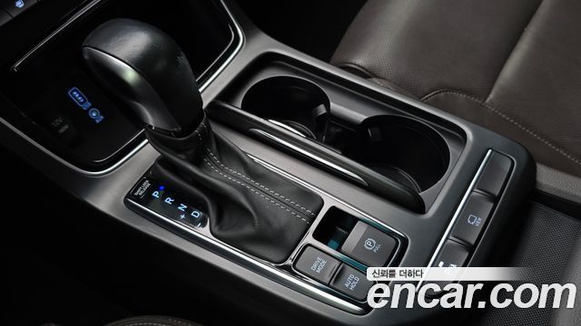 Hyundai Grandeur (IG) 2.4 Premium 2019 — фото 9