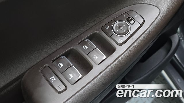 Hyundai Grandeur (IG) 2.4 Premium 2019 — фото 34