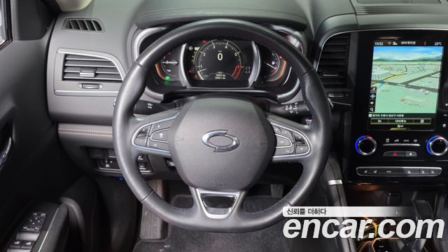 Renault Korea QM6 2.0 LPe Premiere 2WD 2023 — фото 13