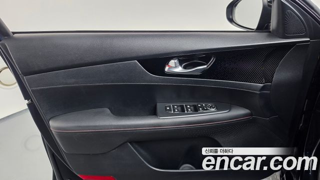 Kia K3 5Door GT Plus 2019 — фото 24