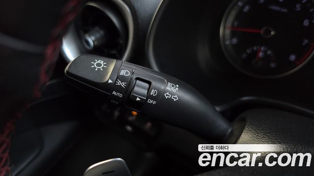 Kia K3 5Door GT Plus 2019 — фото 32