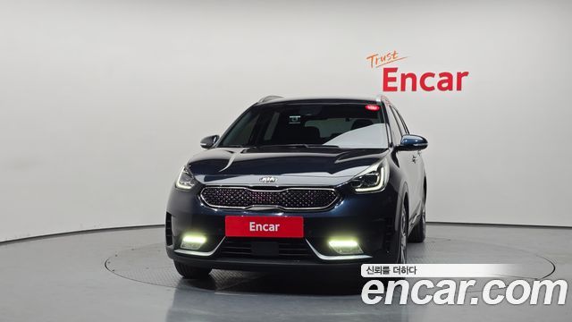 Kia Niro Noblesse 2018 — фото 3
