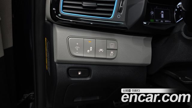 Kia Niro Noblesse 2018 — фото 16