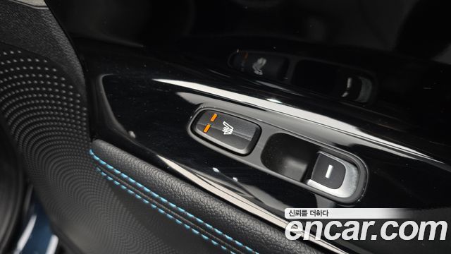 Kia Niro Noblesse 2018 — фото 19