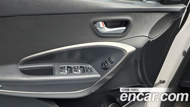 Hyundai Santa Fe The Prime Diesel 2.0 2WD Premium 2016 — фото 18