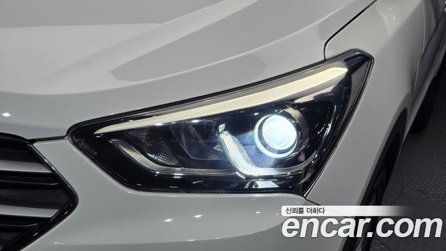 Hyundai Santa Fe The Prime Diesel 2.0 2WD Premium 2016 — фото 22