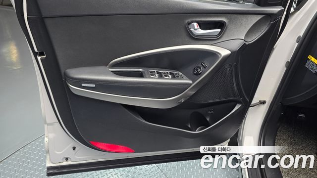 Hyundai Santa Fe The Prime Diesel 2.0 2WD Premium 2016 — фото 24