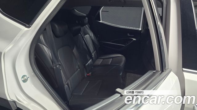 Hyundai Santa Fe The Prime Diesel 2.0 2WD Premium 2016 — фото 26
