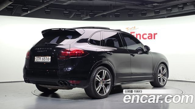 Porsche Cayenne 4.8 GTS 958 2013 — фото 2
