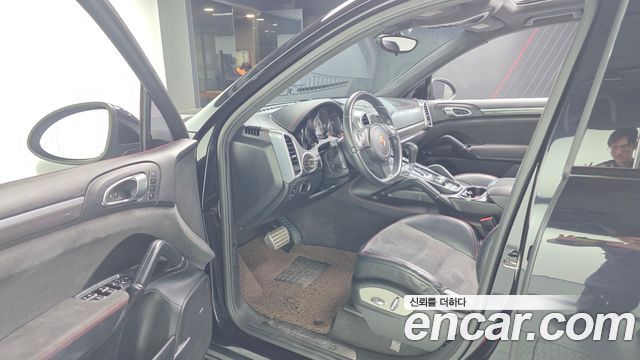 Porsche Cayenne 4.8 GTS 958 2013 — фото 10
