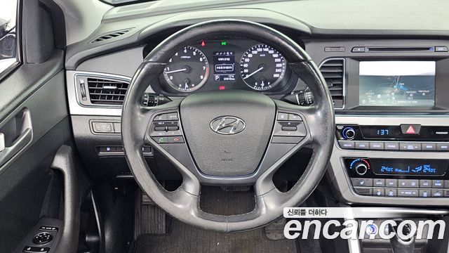 Hyundai Sonata (LF) LPI Premium 2015 — фото 15