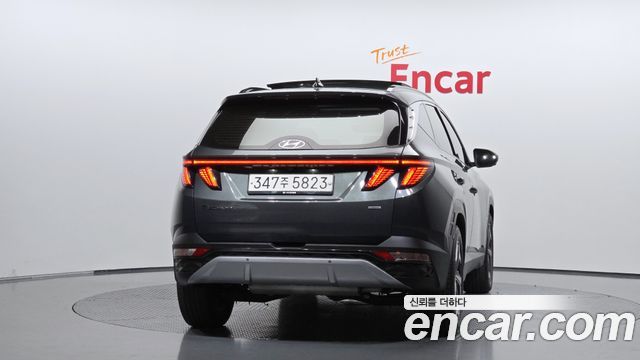 Hyundai Tucson (NX4) Gasoline 1.6 Turbo 4WD Inspiration 2021 — фото 4