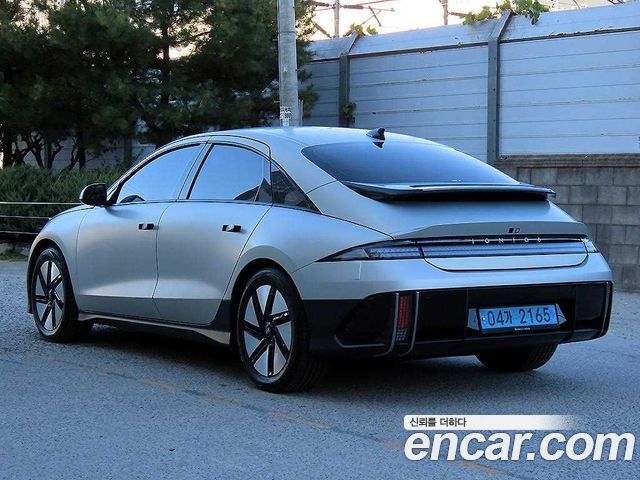 Hyundai Ioniq 6 Long Range AWD Exclusive + 2023 — фото 3