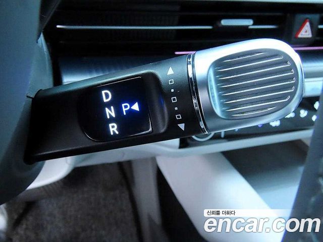 Hyundai Ioniq 6 Long Range AWD Exclusive + 2023 — фото 15