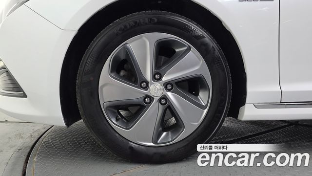 Hyundai Sonata Hybrid (LF) 2.0 HEV Modern Special 2017 — фото 5