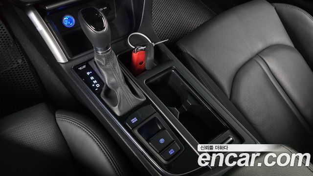Hyundai Sonata Hybrid (LF) 2.0 HEV Modern Special 2017 — фото 9