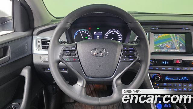 Hyundai Sonata Hybrid (LF) 2.0 HEV Modern Special 2017 — фото 17