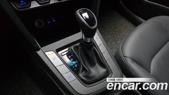 Hyundai Avante (AD) 1.6 Smart Choice 2020 — фото 9