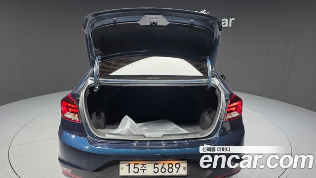 Hyundai Avante (AD) 1.6 Smart Choice 2020 — фото 16
