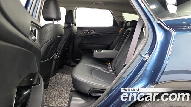 Kia Sportage (V) Gasoline 1.6 Turbo 2WD Prestige 2024 — фото 12