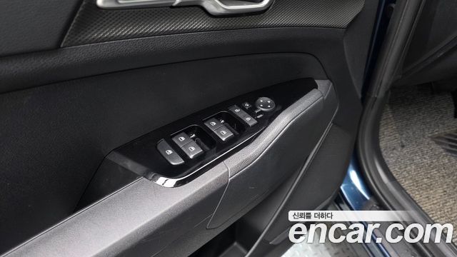 Kia Sportage (V) Gasoline 1.6 Turbo 2WD Prestige 2024 — фото 29