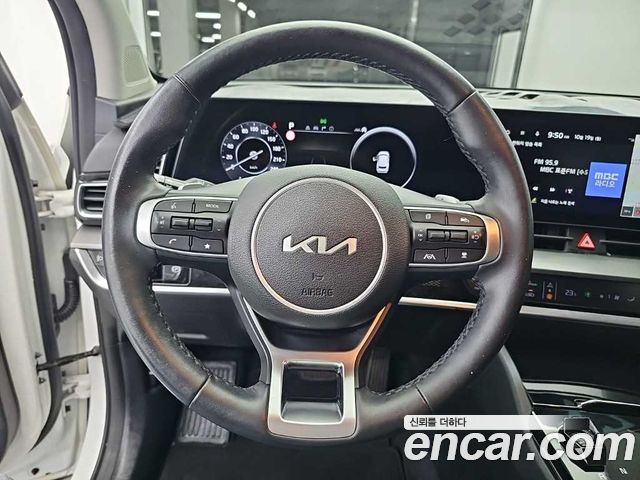 Kia Sportage (V) Diesel 2.0 2WD Nobleless 2022 — фото 9